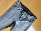 Skinny jeans gris