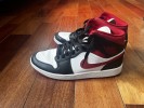 Air Jordan 1 Mid - Gym Red - Talla 10.5 us